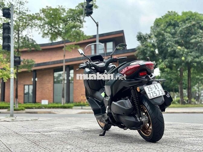 Yamaha Xmax 300 2023