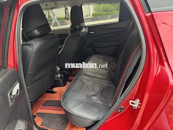 Suzuki Swift 2019 Đỏ 5 vạn