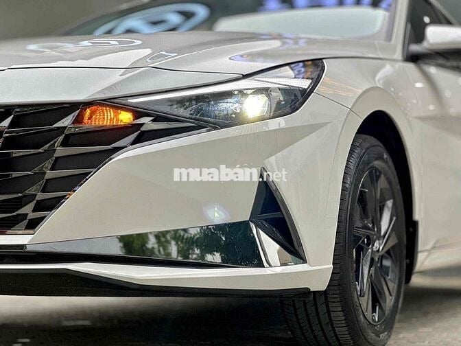 Hyundai Elantra 2024 1.6AT Đặc Biệt Trắng 3.000km