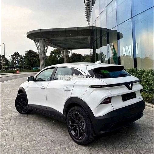 VinFast VF6 ECO 2026 Trắng Điện