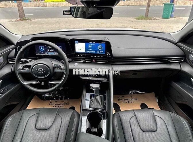 Hyundai Elantra 2024 1.6AT Đặc Biệt Trắng 3.000km