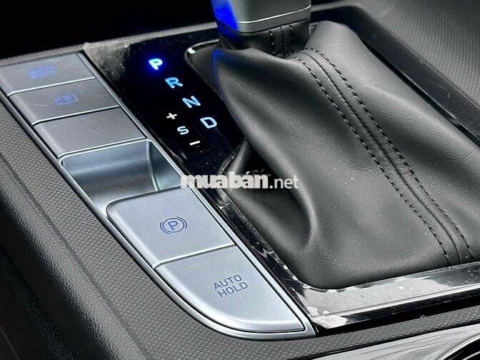 Hyundai Elantra 2024 1.6AT Đặc Biệt Trắng 3.000km
