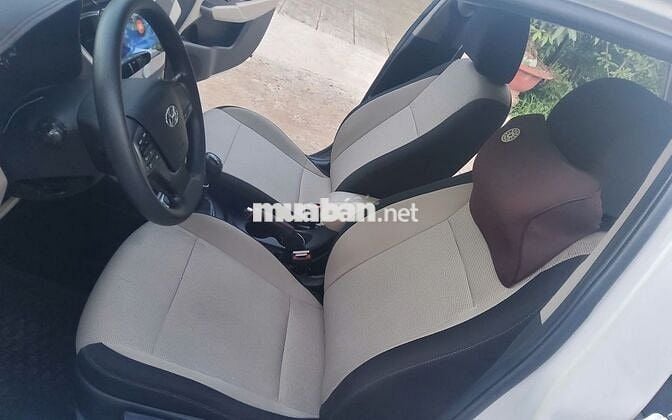 Hyundai Accent 2019 Số sàn Trắng