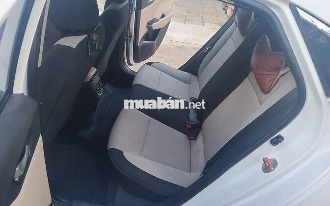 Hyundai Accent 2019 Số sàn Trắng