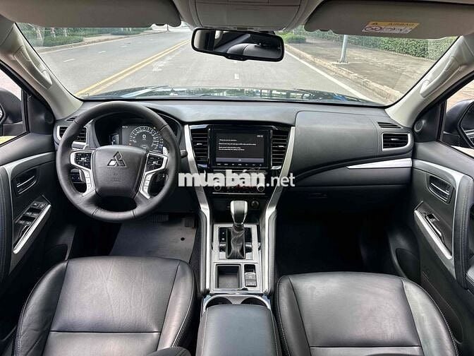 Mitsubishi Pajero Sport 2023 2.4D AT Đen 35000Km