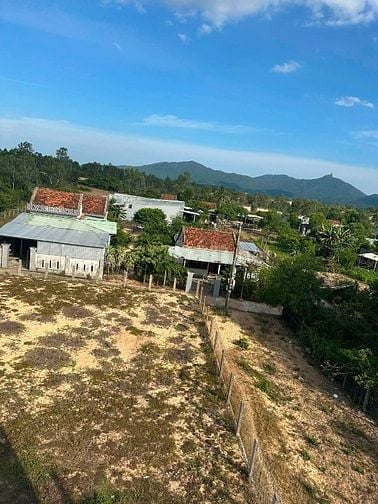 Bán lô đất gần biển, gần khu công nghiệp