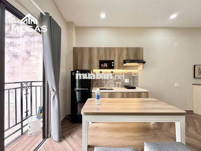 PHÒNG BANCOL FULL NỘI THẤT NỘI KHU VẠN PHÚC CITY