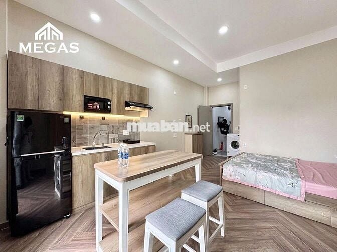 PHÒNG BANCOL FULL NỘI THẤT NỘI KHU VẠN PHÚC CITY