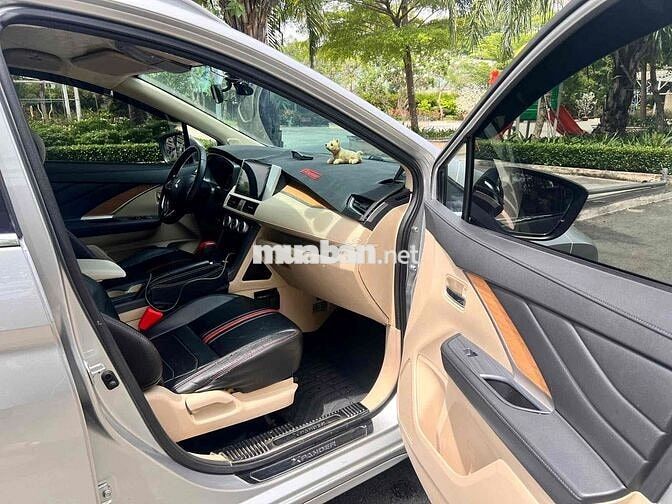 Mitsubishi Xpander 1.5AT 2018 Bạc Tự động