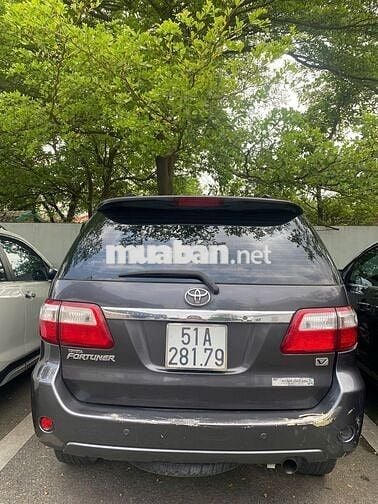 Toyota Fortuner 2011 Xám