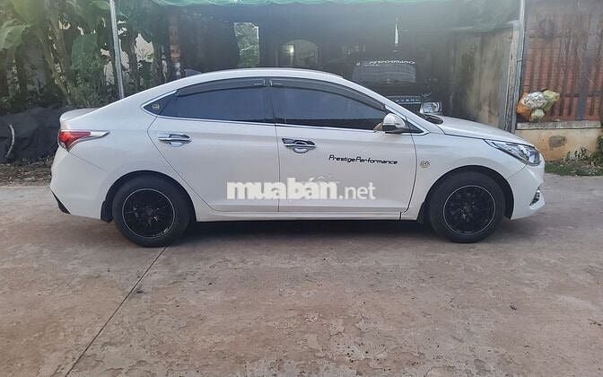Hyundai Accent 2019 Số sàn Trắng
