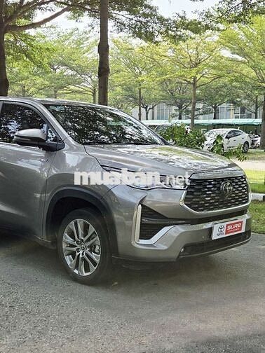 Toyota Innova Cross 2024 2.0HEV Hybrid Nâu Đồng