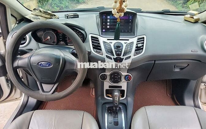 Ford Fiesta 2011 Số tự động Bạc