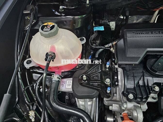 Hyundai Tucson 2023 2.0AT Tiêu chuẩn Đen