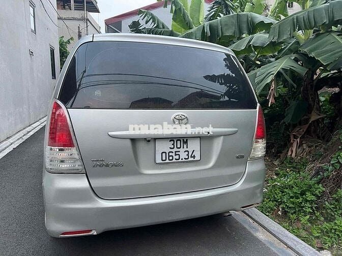 Toyota Innova J 2009 Bạc