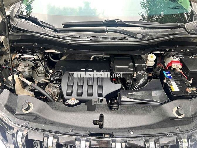 Mitsubishi Xpander 1.5AT 2018 Bạc Tự động