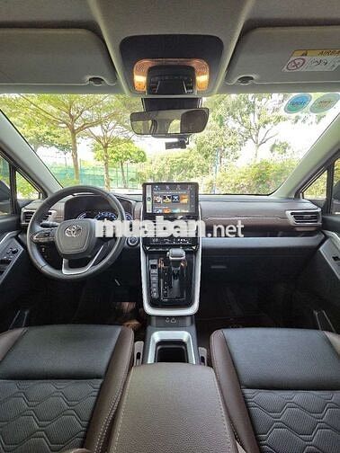 Toyota Innova Cross 2024 2.0HEV Hybrid Nâu Đồng
