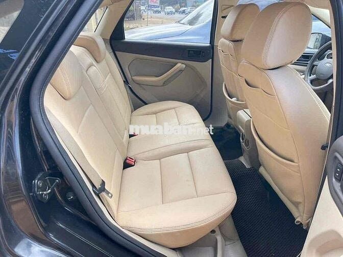 Ford Focus 2010 Đen Gia Lai
