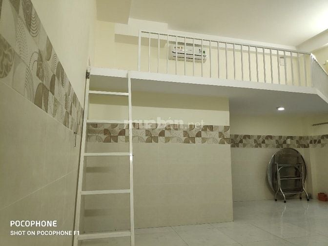 Cho thuê phòng trọ biệt lập, mặt tiền rộng tiện buôn bán nhỏ 