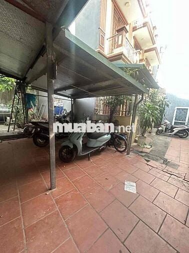 Bán đất phố Minh Khai 60m2 giá nhỉnh 8 tỷ sổ CC 2 thoáng nông thông vị