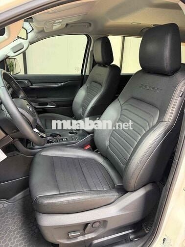 Ford Everest Sport 1 cầu 2022 Trắng