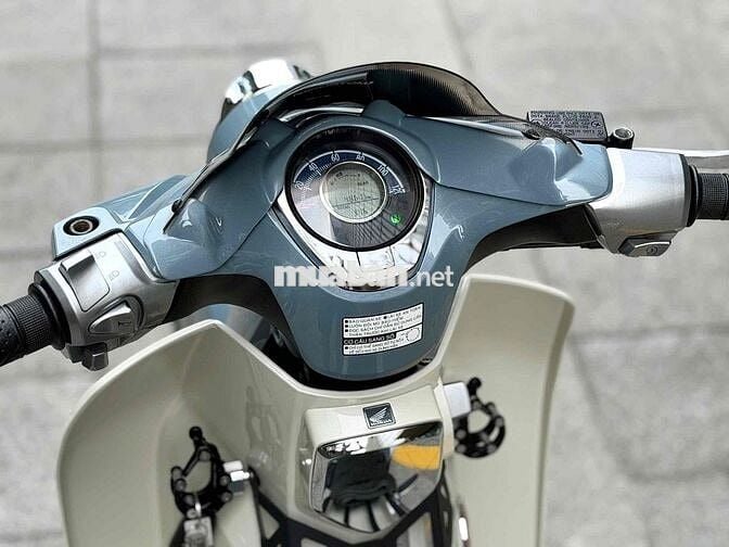 Honda Super Cub C125 2025 4000km