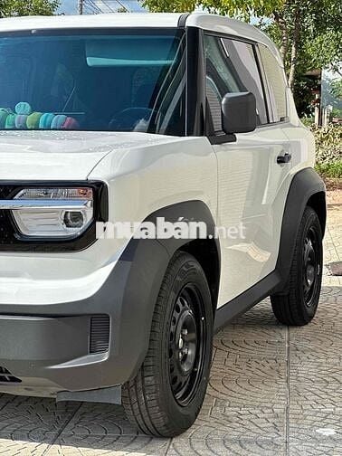 VinFast VF3 2025 Trắng đen