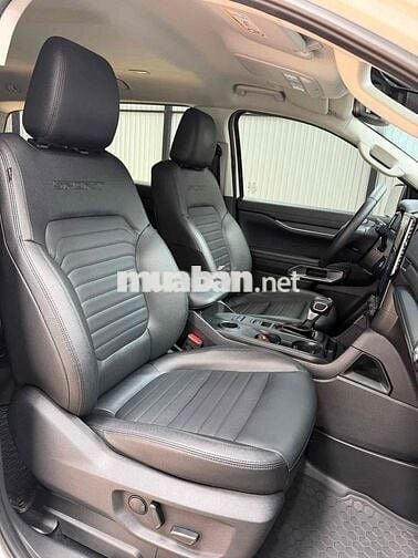 Ford Everest Sport 1 cầu 2022 Trắng