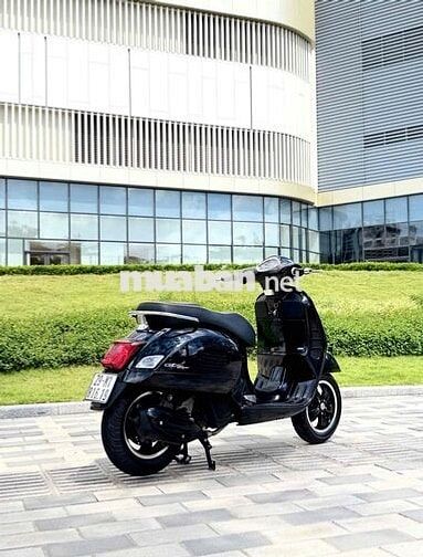 Piaggio Vespa GTS Super 125 ABS 2020 Đen