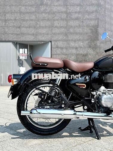 Royal Enfield Classic 350 2023 Đen 3000km