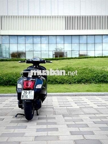 Piaggio Vespa GTS Super 125 ABS 2020 Đen