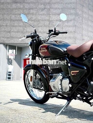 Royal Enfield Classic 350 2023 Đen 3000km