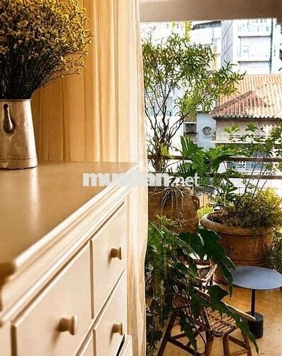 Tuyển nhân viên phục vụ quán cafe Q1
