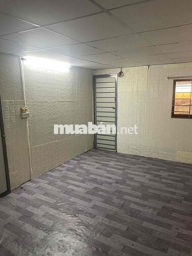 cho thuê nhà hẻm 63 phó đức chính hẻm xe máy nhà trống sẵn