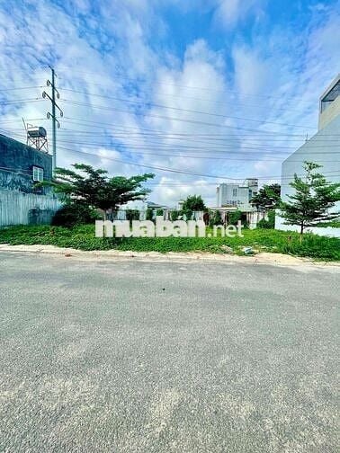 Đất đẹp ngay công viên Tô Ngọc Vân, Thạnh Xuân