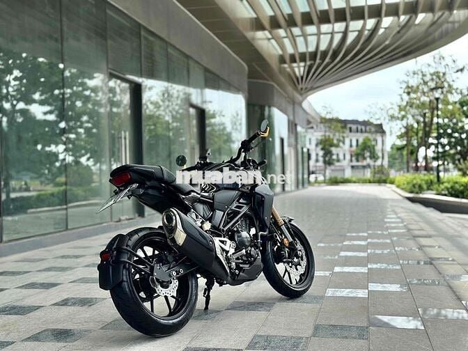 Honda CB300R