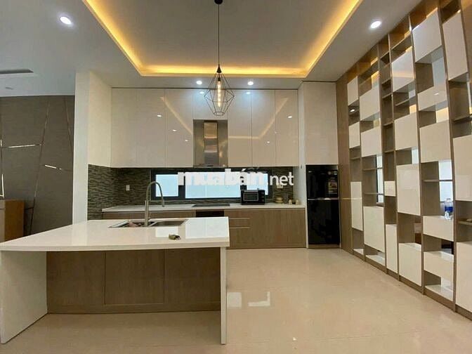 CHO THUÊ BIỆT THỰ MẶT TIỀN 29/3, FULL NỘI THẤT, THIẾT KẾ HIỆN ĐẠI