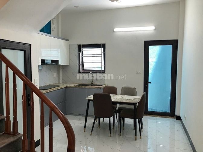 Bán nhà riêng tại 97/169 P Tương Mai, sát ngõ gốc đề,45m x4T giá 8,2ty