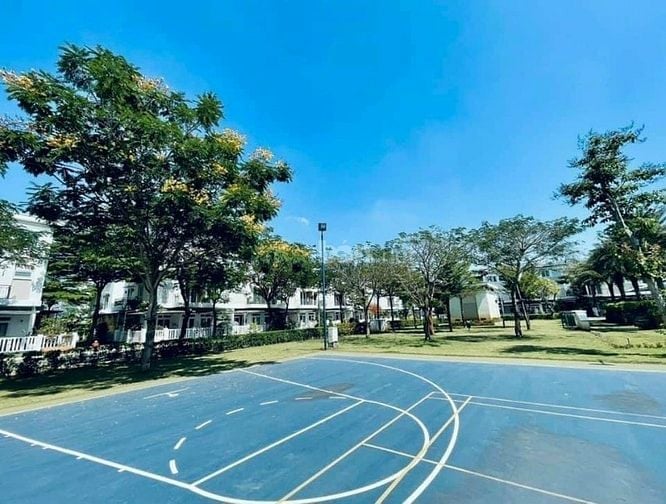 Cho thuê nhà liền kề Khu dân cư Phong phú 4 - LoveraPark.