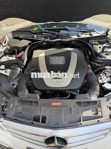 Mercedes-Benz C300 AMG 2012 Trắng Tự động