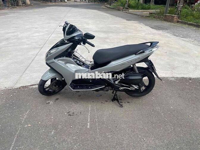 Honda Air Blade 125i Bạc