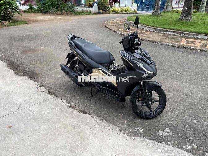 Honda Air Blade 2021 Đen 13575 km