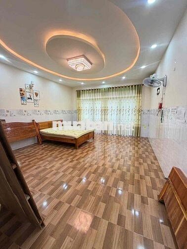 Nhà 6 phòng full nội thất KDC 586