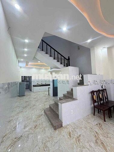 Nhà 6 phòng full nội thất KDC 586