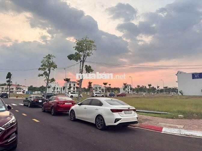 ĐẤT NỀN - NHÀ PHỐ - ĐÓN SÓNG HẠ TẦNG 