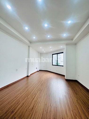  HIẾM CẦU GIẤY - NHÀ MỚI THANG MÁY - 3 MẶT THOÁNG - XÁ