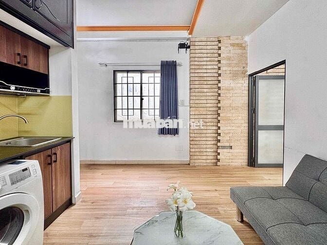 Phòng ban công tách bếp khu Lăng Cha Cả