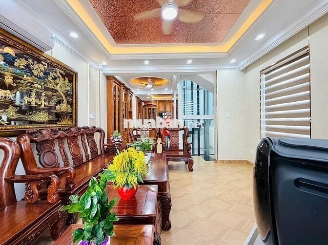 CHO THUÊ NHÀ 1 sẹc BÌNH LỢI, DT: 6X21m. Trệt 2 Lầu ST. 4PN, 4WC