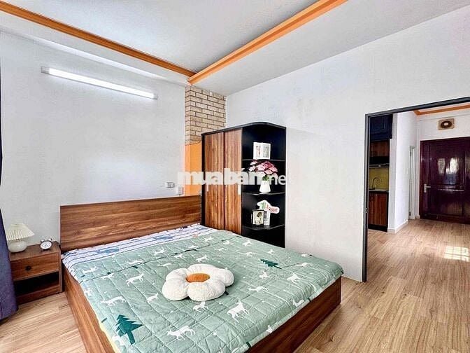 Phòng ban công tách bếp khu Lăng Cha Cả