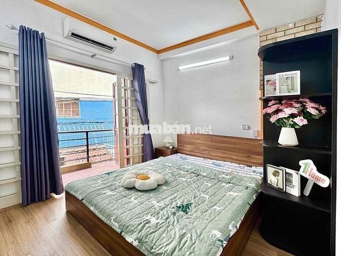 Phòng ban công tách bếp khu Lăng Cha Cả